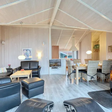 Dom wakacyjny Strandblick 8 *