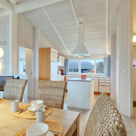 Dom wakacyjny Strandblick 8 *